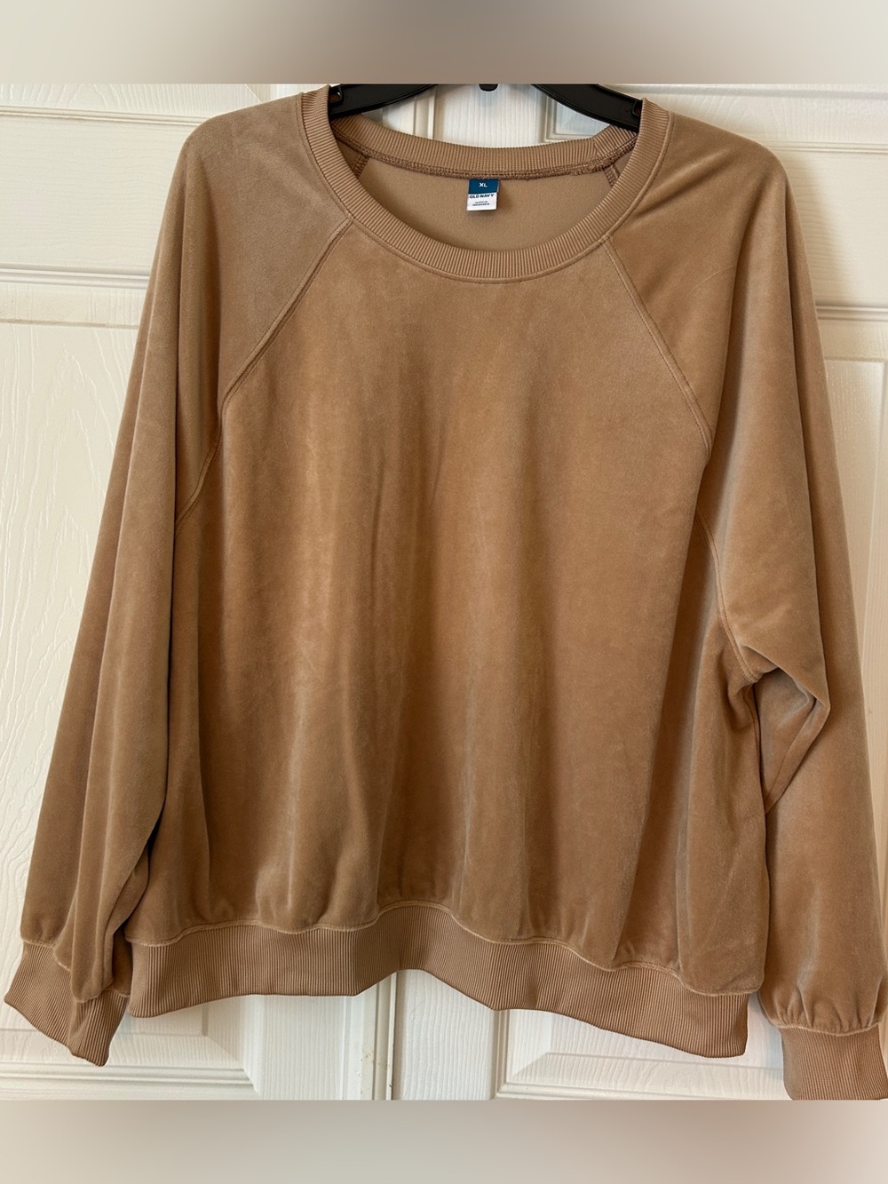 OLD NAVY CAMEL VELOUR TOP ~ XL ~ Clean….Like New!